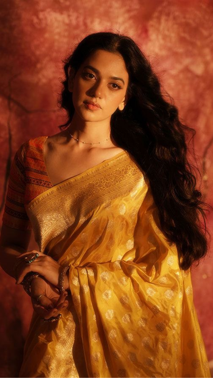 Types of Banarasi saris to pick this wedding season