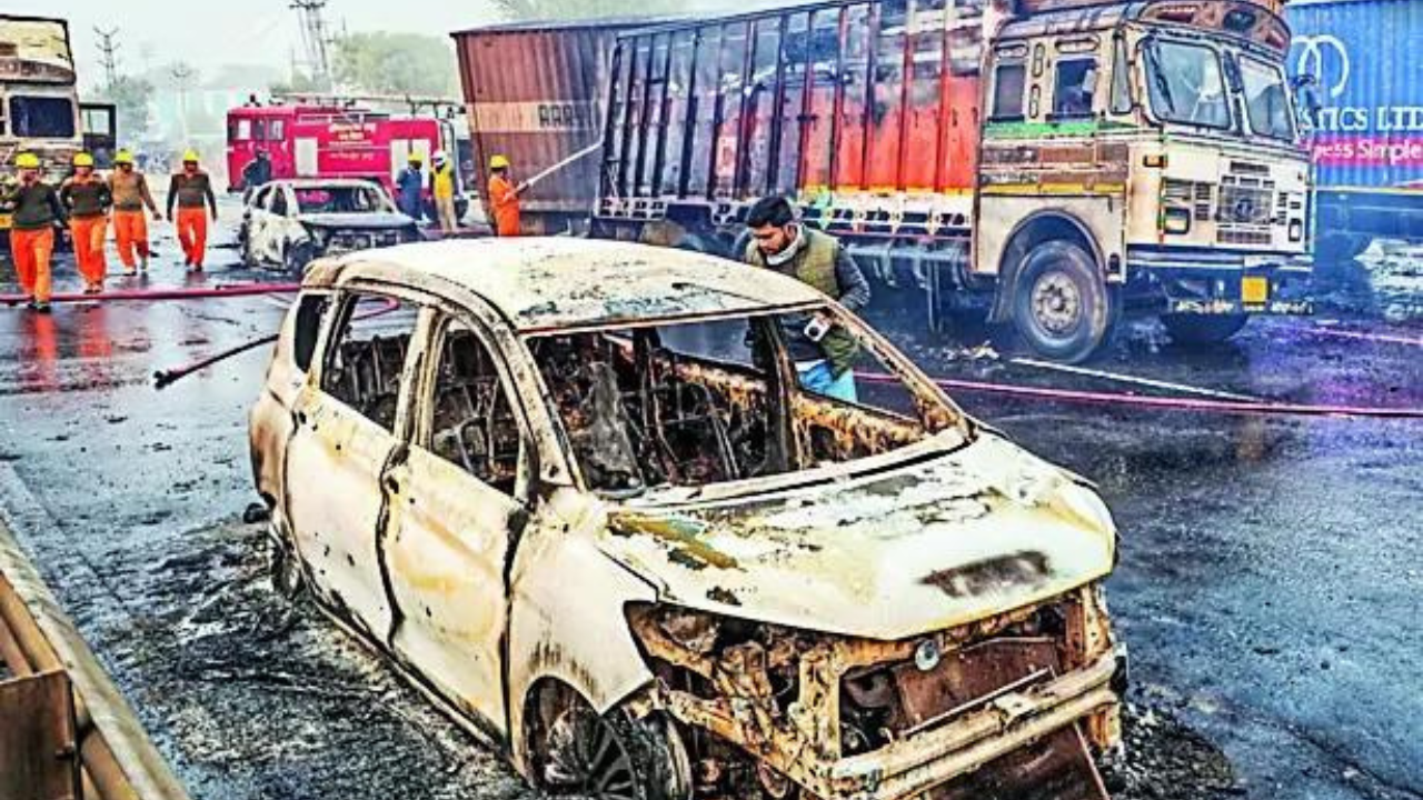 Jaipur highway tanker collision death toll reaches 14, over 28 injured