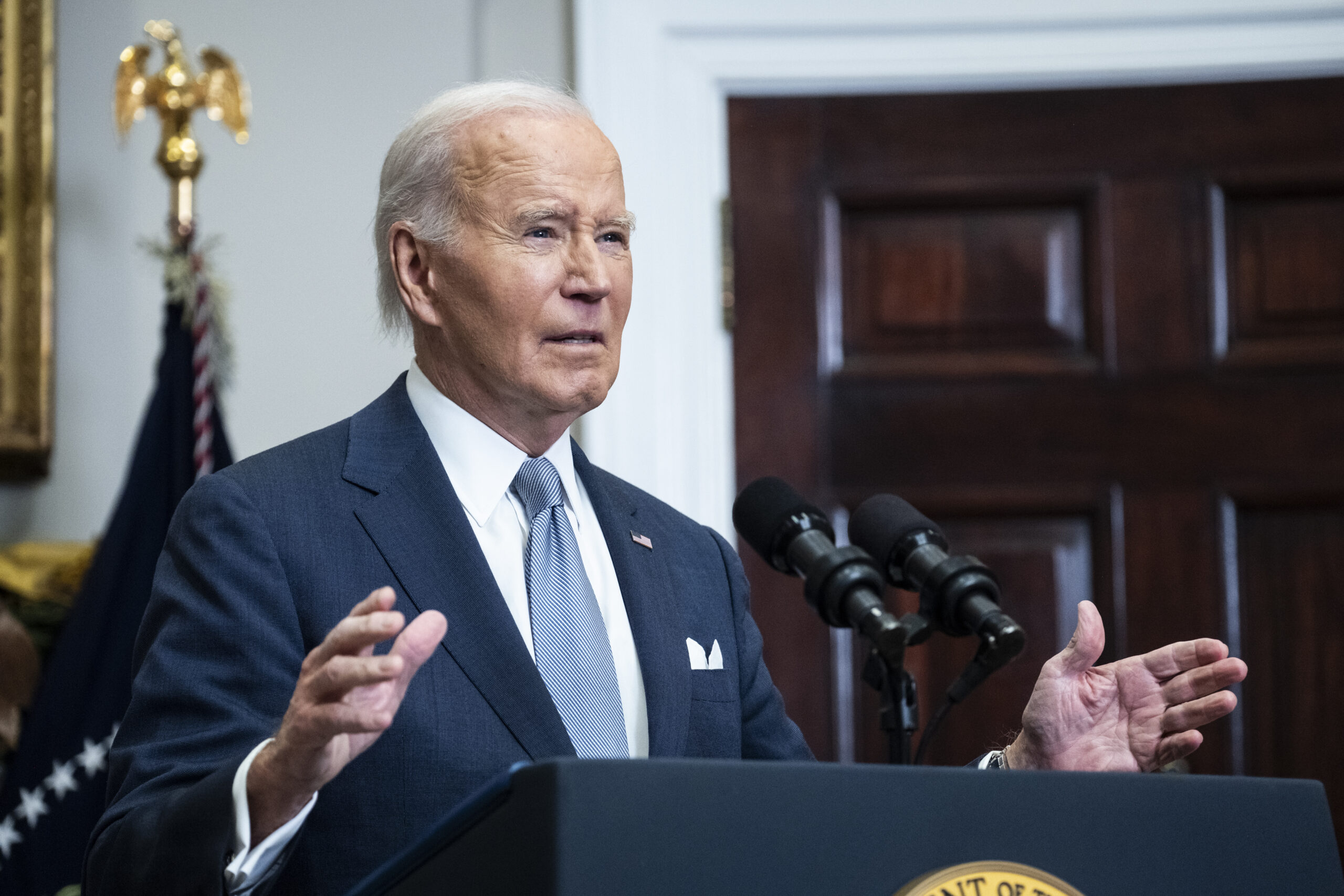 Biden commutes sentence of official who stole M from taxpayers in small Illinois town