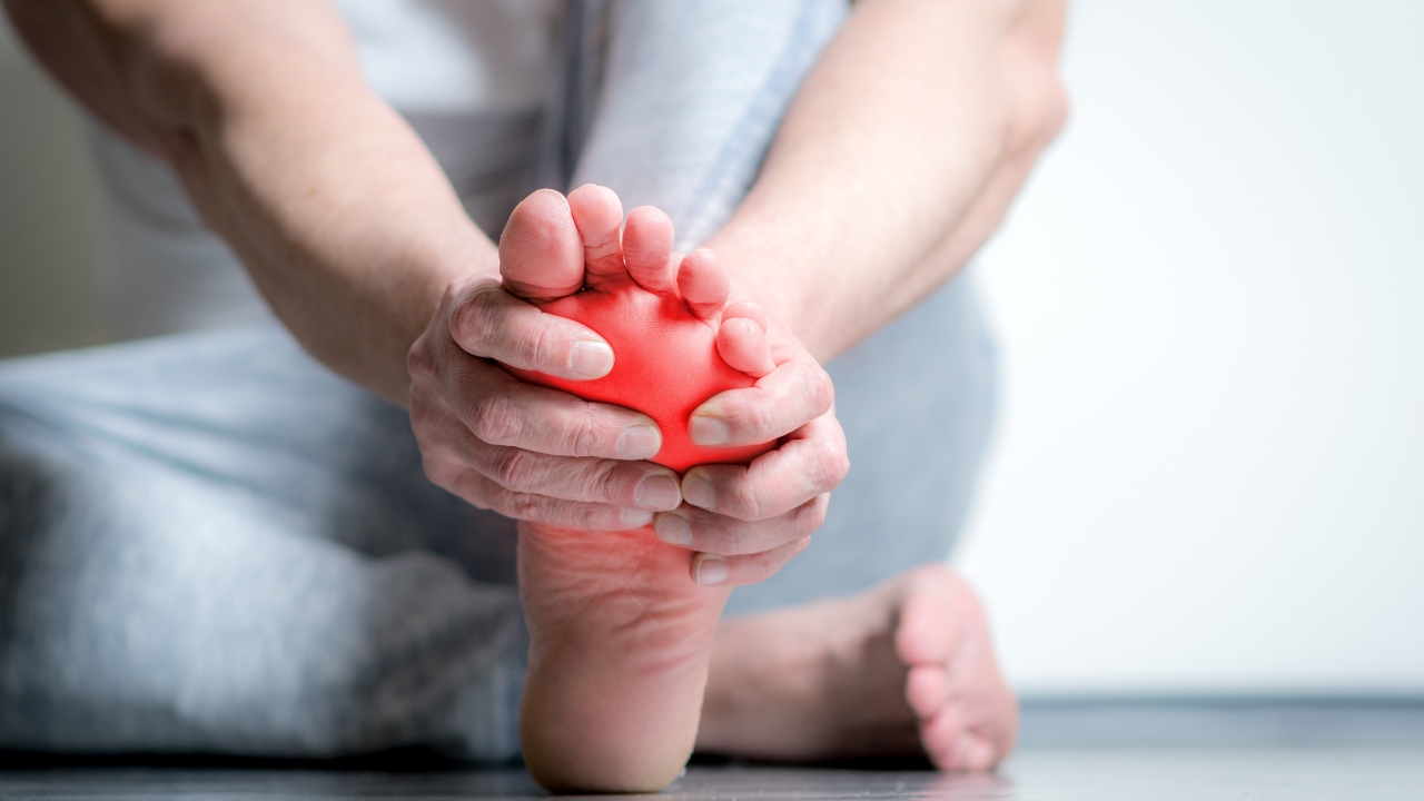 5 foot symptoms that signal serious health problems