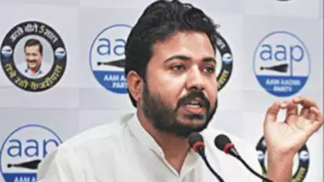 CBI raids AAP leader Durgesh Pathak’s house in FCRA violation case