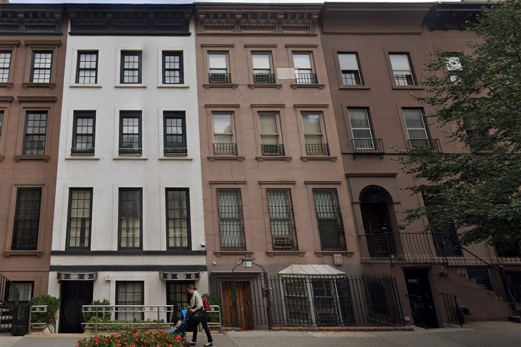 Bill Cosby wants M for a NYC townhouse now at the center of a foreclosure dispute