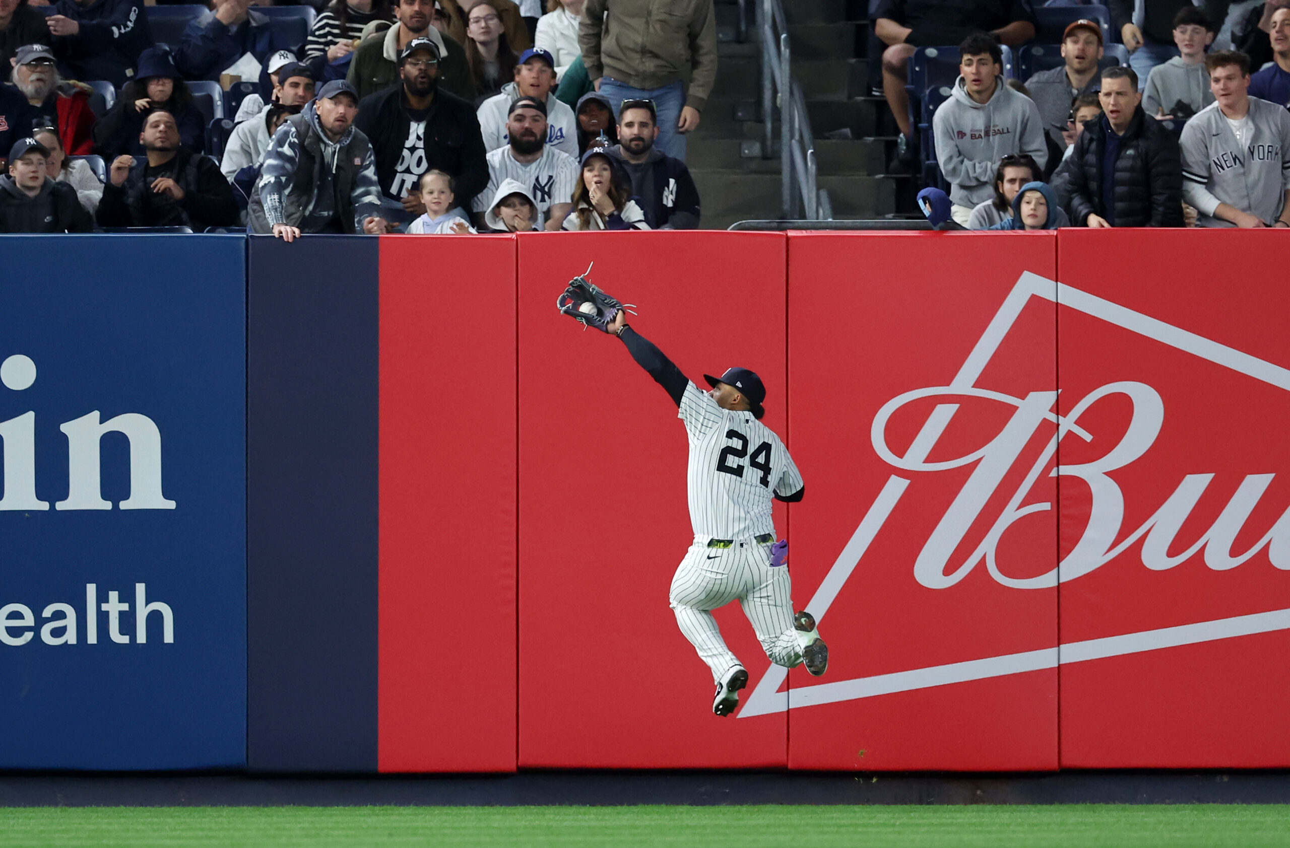 Yankees’ Jasson Dominguez showing major improvement in the field: ‘Keeps getting better’